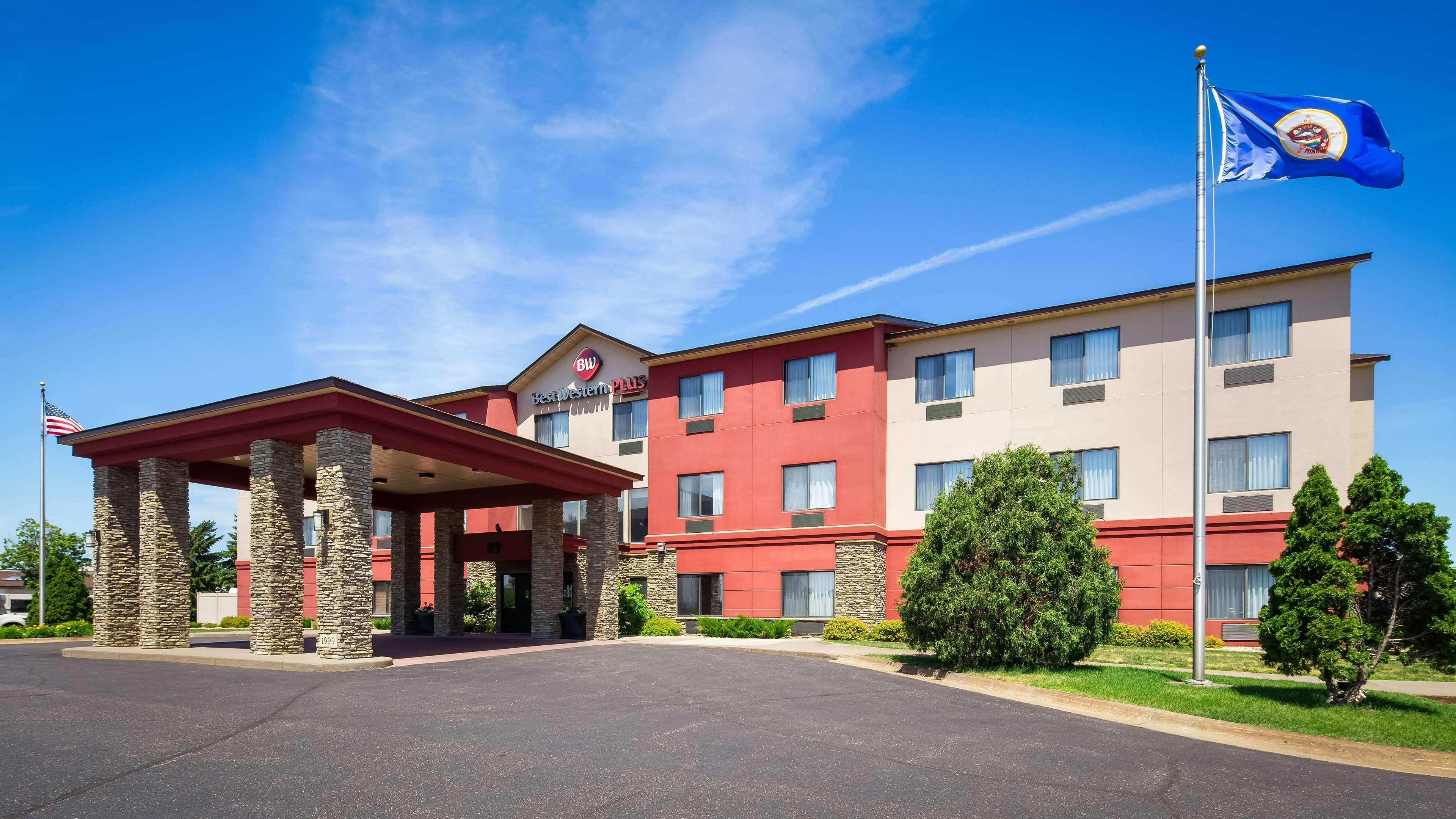 Best Western Plus Chelsea Hotel Monticello Exterior photo