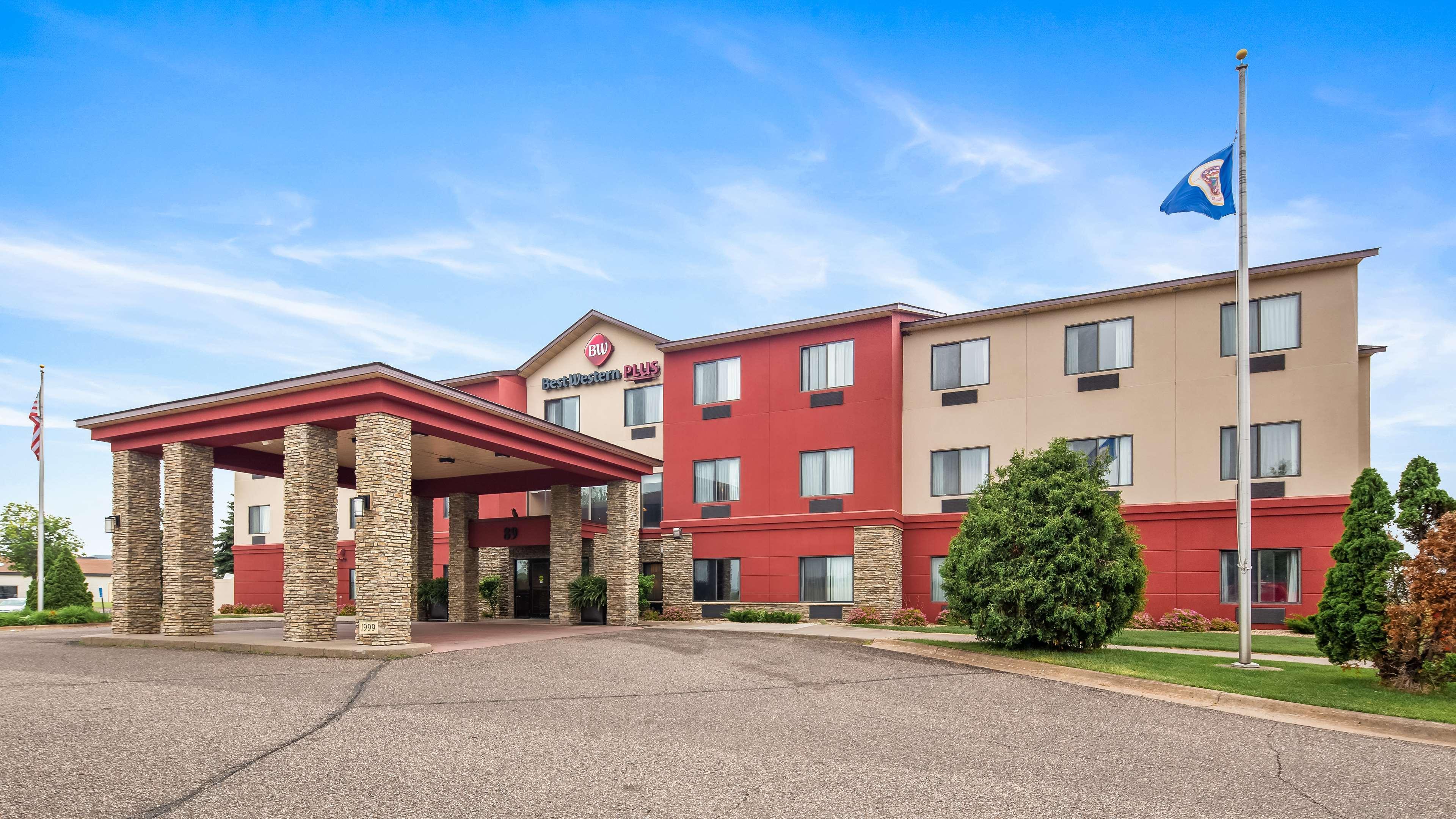 Best Western Plus Chelsea Hotel Monticello Exterior photo